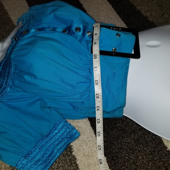 bebe Crop Top - Picture 9 of 12